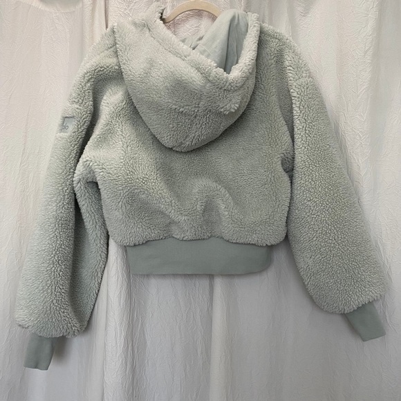 Alo Yoga Streetside Foxy Sherpa Jacket - Picture 6 of 8